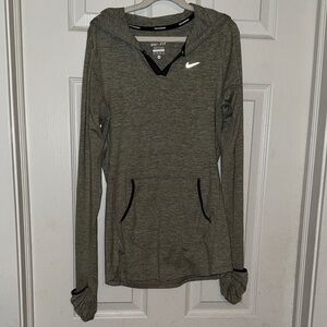 Nike Woman’s Athletic Top size xs